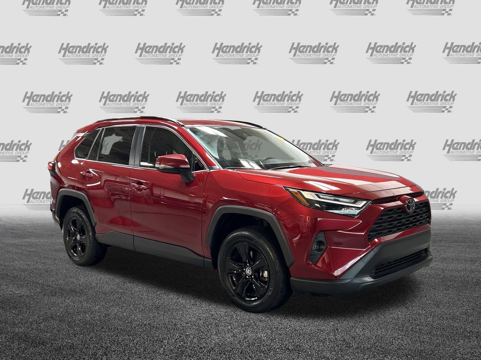 Used 2024 Toyota RAV4 XLE w/ Convenience Package FWD image 2