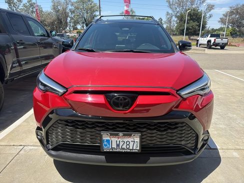 Used 2024 Toyota Corolla Cross AWD Hybrid w/ Convenience Package image 6