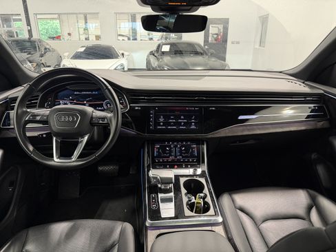 Used 2020 Audi Q8 Prestige w/ Prestige Package AWD/4WD image 12
