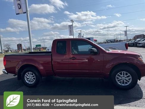 Used 2020 Nissan Frontier SV w/ SV Utility Package image 4