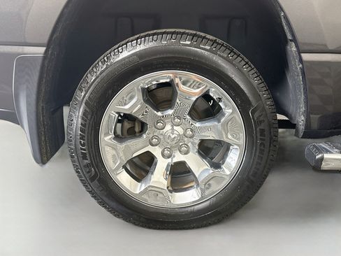 Used 2020 RAM 1500 Big Horn RWD image 33