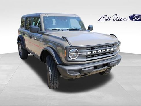 New 2025 Ford Bronco Big Bend image 2
