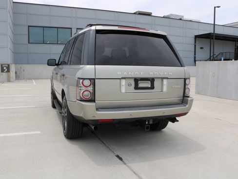 Used 2010 Land Rover Range Rover Supercharged AWD/4WD image 20