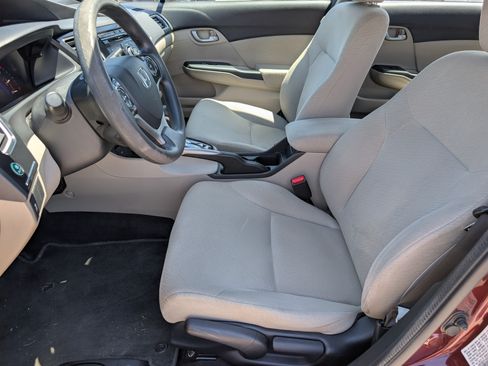 Used 2013 Honda Civic LX image 9