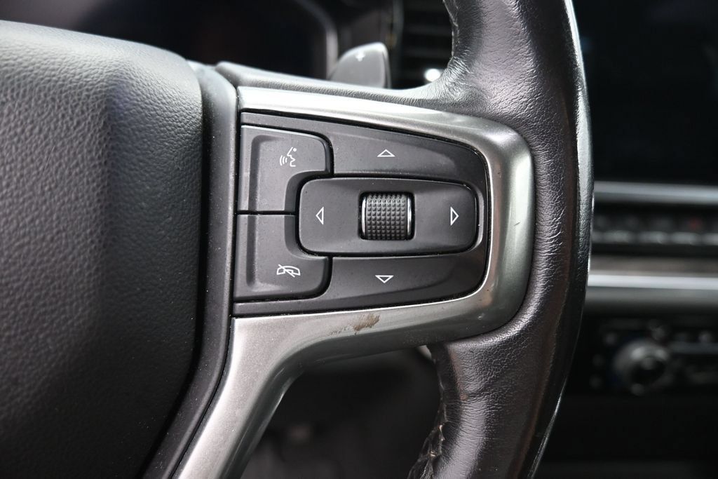 Used 2023 Chevrolet Silverado 1500 LTZ AWD/4WD image 21