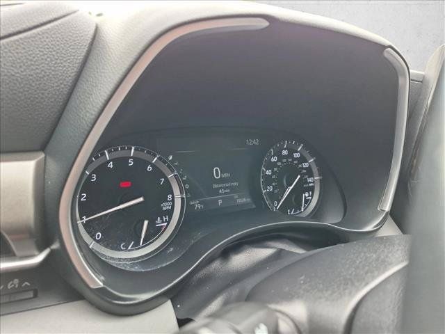 Used 2020 Toyota Highlander XLE AWD/4WD image 11