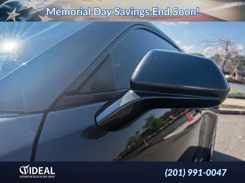 Used 2021 Chevrolet Camaro LT w/ Technology Package RWD image 15