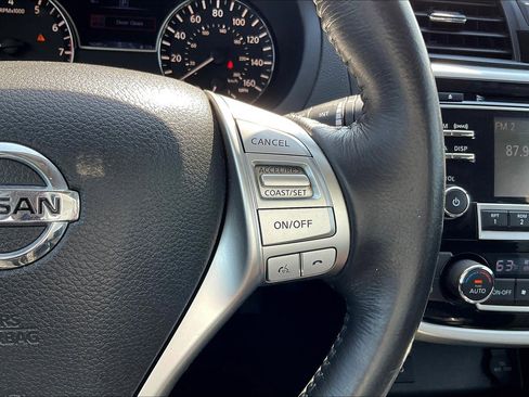 Used 2018 Nissan Altima 2.5 SV image 23