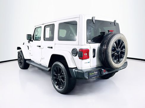 Used 2023 Jeep Wrangler Sahara w/ Cold Weather Group image 5