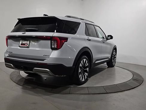 Used 2025 Ford Explorer Platinum w/ LUX Leather Package AWD/4WD image 5