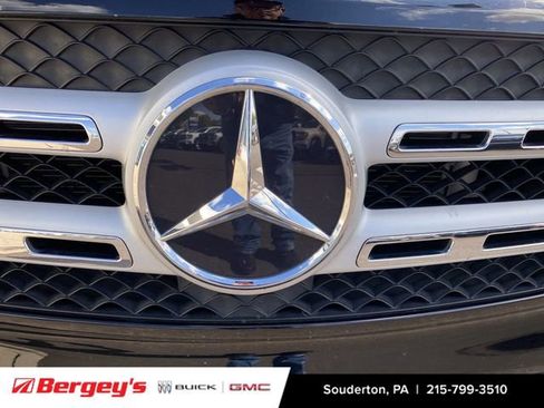 Used 2023 Mercedes-Benz GLB 250 4MATIC image 35