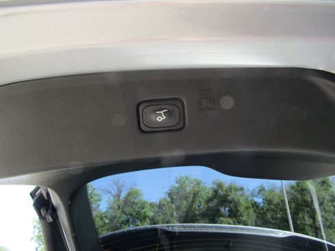 Certified 2022 Ford Edge ST w/ Equipment Group 401A image 19