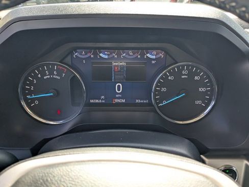 Used 2024 Ford Expedition XLT image 31