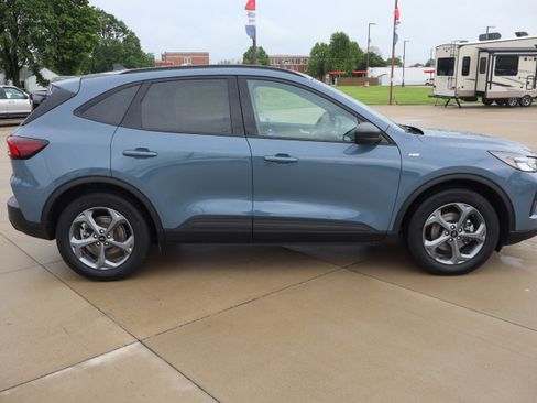 Used 2025 Ford Escape ST-Line w/ Equipment Group 301A FWD image 5