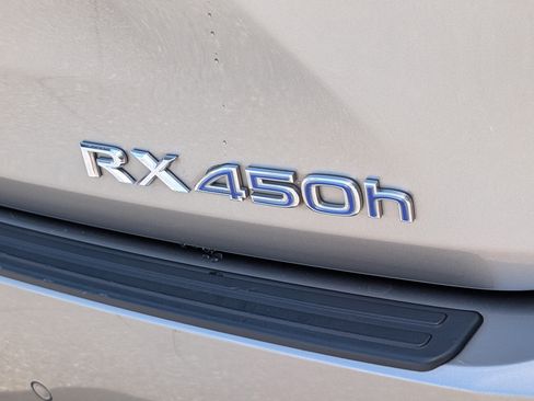 Used 2018 Lexus RX 450h AWD w/ Premium Package image 9