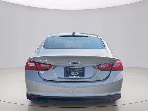 Used 2025 Chevrolet Malibu LT w/ LPO, Floor Liner Package FWD image 5