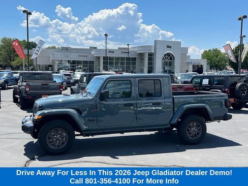 Used 2026 Jeep Gladiator Sport AWD/4WD image 1