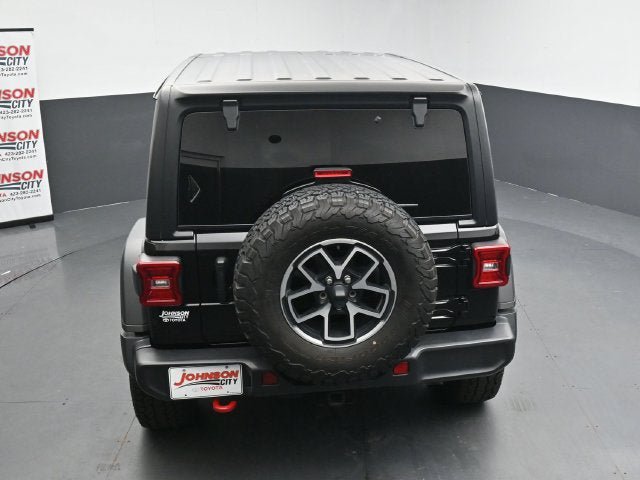 Used 2024 Jeep Wrangler Unlimited Rubicon AWD/4WD image 32