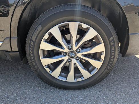 Used 2017 Subaru Outback 2.5i Touring AWD/4WD image 27