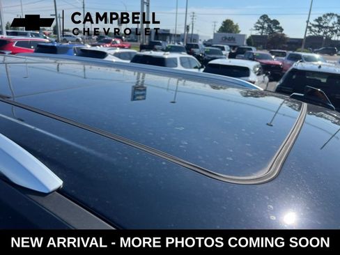 Used 2023 GMC Yukon Denali Ultimate AWD/4WD image 15