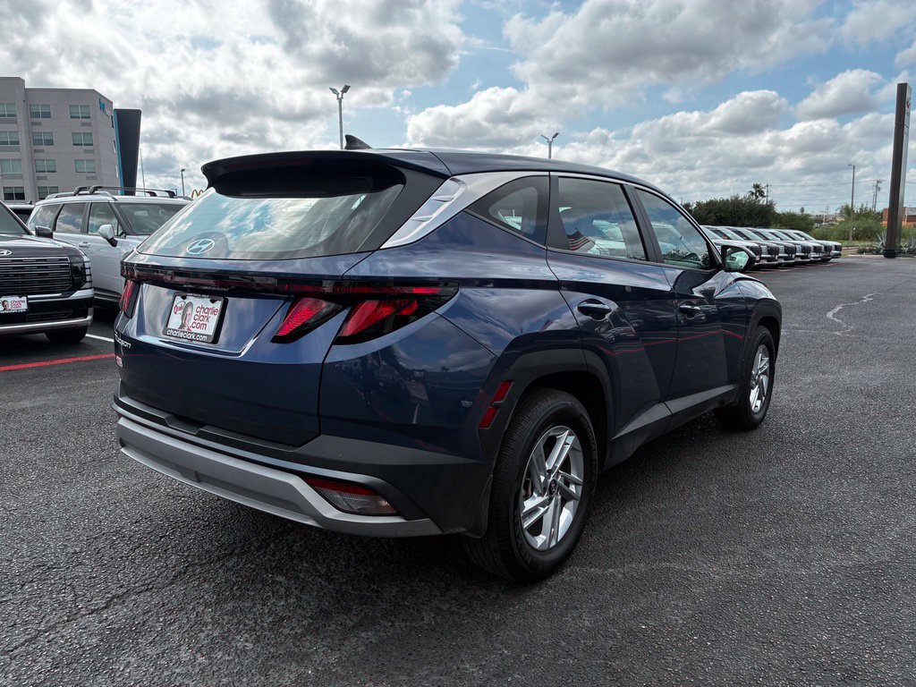 Certified 2026 Hyundai Tucson SE FWD image 5