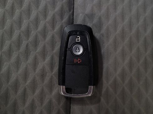 Used 2021 Ford Escape SE FWD image 32