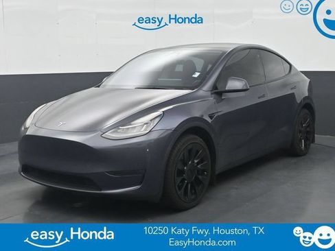 Used 2023 Tesla Model Y Long Range AWD/4WD image 1