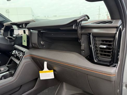 New 2026 GMC Sierra 1500 AT4 w/ AT4 Premium Package image 26