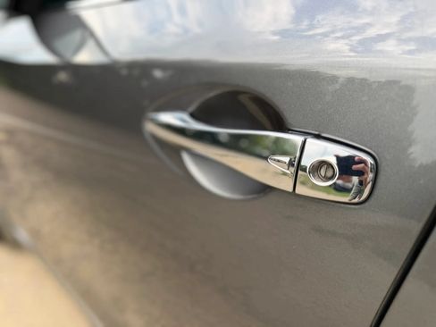 Used 2016 Nissan Altima 2.5 SR FWD image 14
