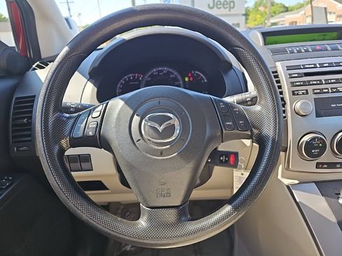 Used 2010 MAZDA MAZDA5 Sport FWD image 20