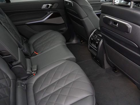 Used 2026 BMW X7 xDrive40i AWD/4WD image 34