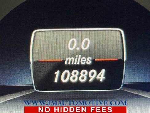 Used 2014 Mercedes-Benz C 300 Sport image 22