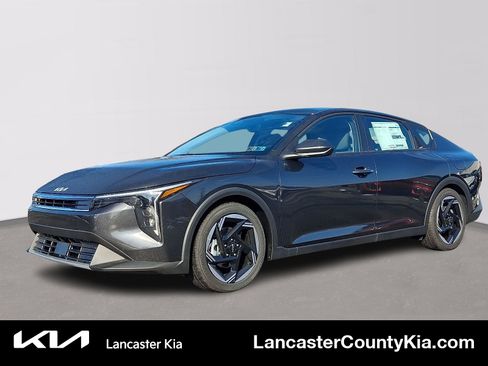 New 2025 Kia K4 EX image 1