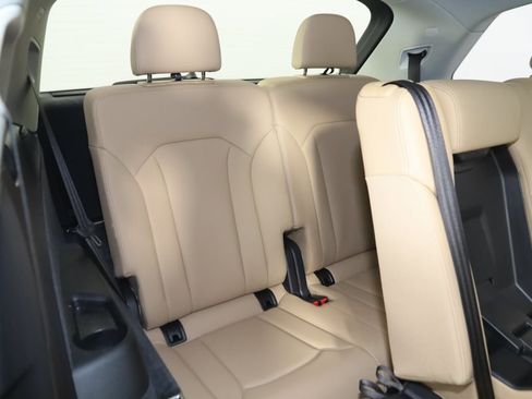 Used 2025 Audi Q7 Premium Plus w/ Premium Plus Package image 16