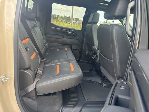 Used 2023 GMC Sierra 1500 AT4 w/ AT4 Preferred Package image 16