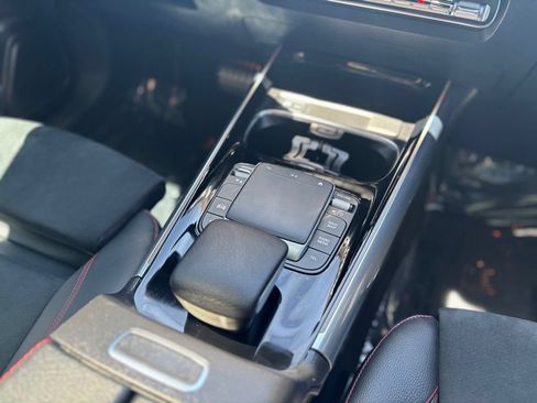 Used 2023 Mercedes-Benz GLA 250 image 5