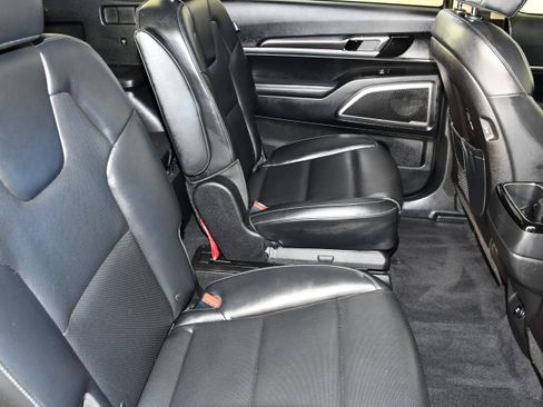 Used 2025 Kia Telluride S AWD/4WD image 45