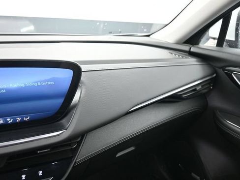 Used 2024 Buick Envision Preferred AWD/4WD image 18