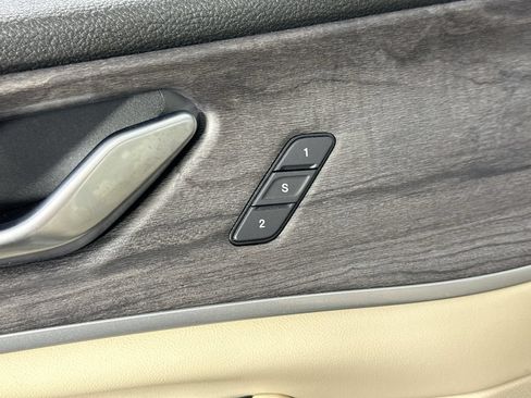 Used 2023 Jeep Grand Cherokee 4WD 4xe image 21