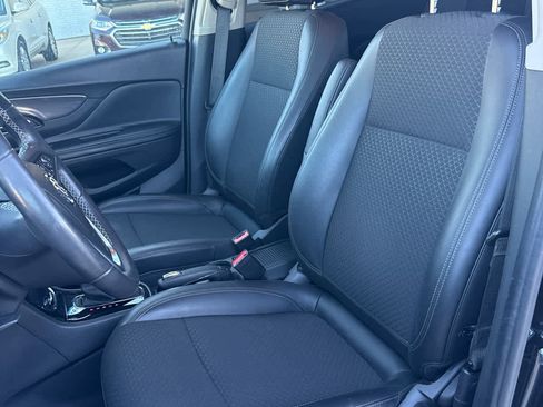 Used 2022 Buick Encore Preferred w/ Safety Package image 13