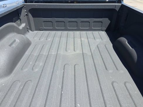 Used 2026 RAM 2500 Big Horn AWD/4WD image 6