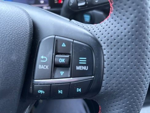 Used 2023 Ford Escape ST-Line image 30