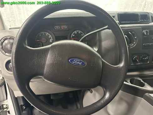 Used 2013 Ford E-250 and Econoline 250 w/ PWR Group image 4