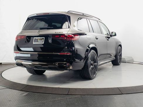Used 2025 Mercedes-Benz Maybach GLS 600 4MATIC image 36
