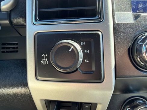 Used 2021 Ford F350 Lariat w/ Lariat Value Package AWD/4WD image 28