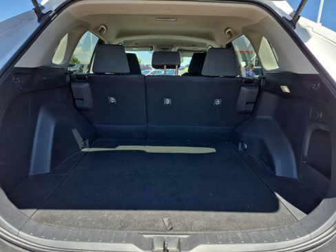 Used 2024 Toyota RAV4 XLE AWD/4WD image 21
