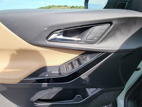 New 2026 Chevrolet Equinox ACTIV w/ Convenience Package III image 13