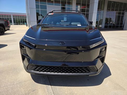 New 2026 Toyota C-HR AWD/4WD image 2