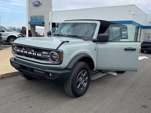 Used 2023 Ford Bronco Big Bend image 31
