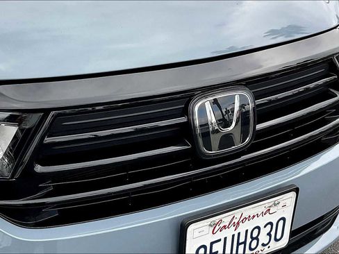 Used 2023 Honda Odyssey Sport image 29